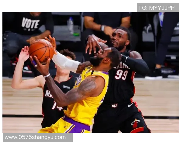 湖人对阵热火实时战况更新与精彩瞬间回顾